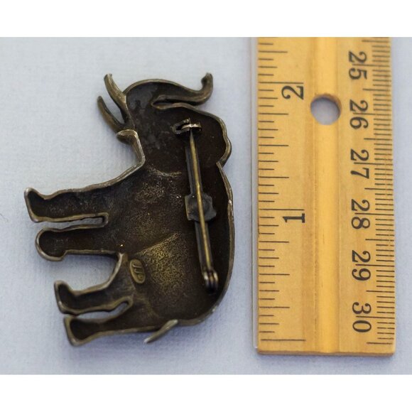 Bronze tone elephant vintage brooch made by JJ (C7) - Picture 2 of 2